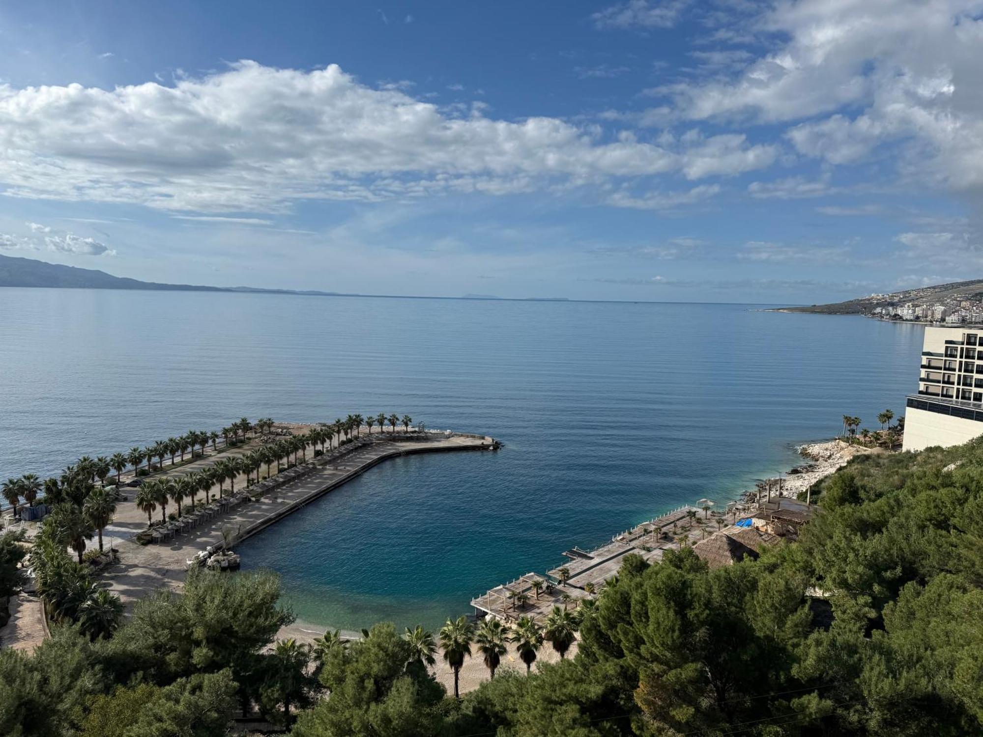 Helia Seaside Hotel Саранда Экстерьер фото