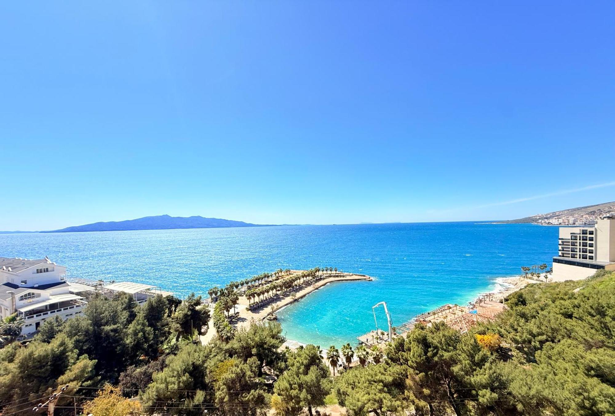 Helia Seaside Hotel Саранда Экстерьер фото