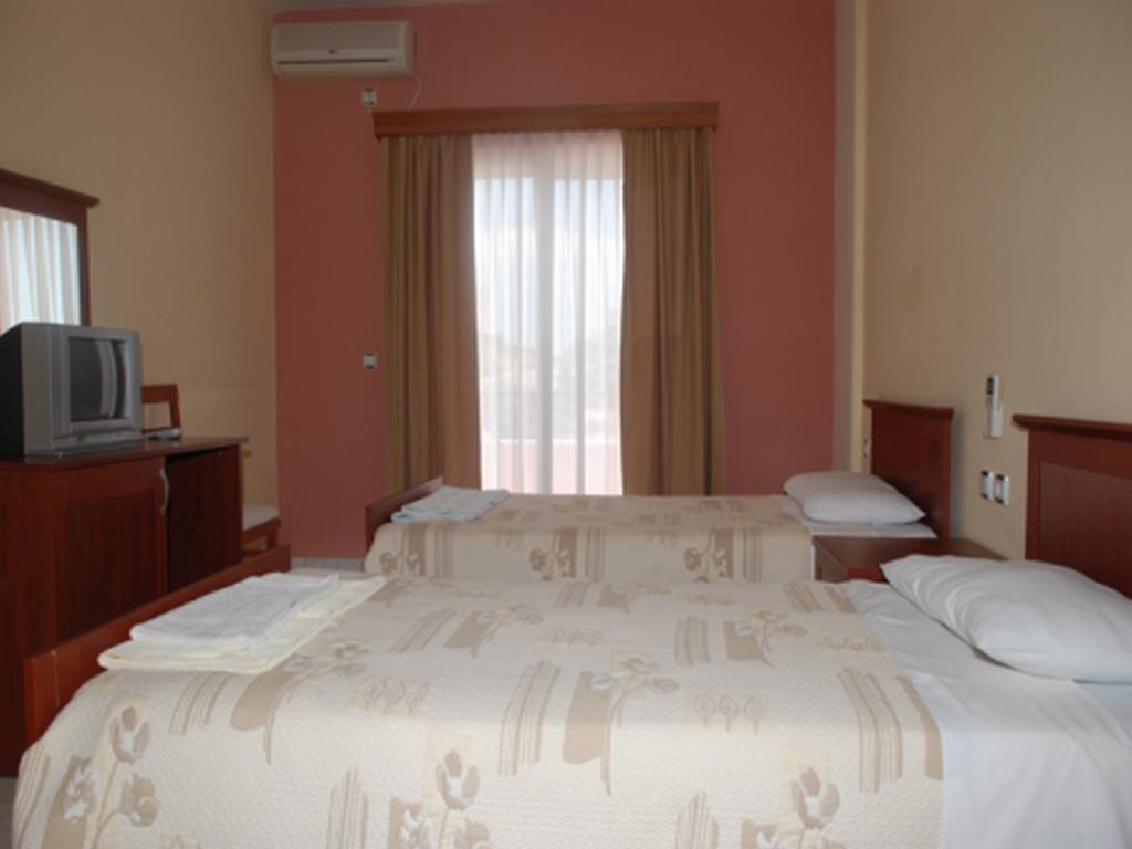 Helia Seaside Hotel Саранда Номер фото